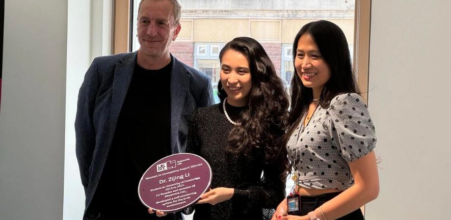 Purple plaque