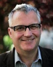Dr Alan  Knight