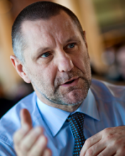 Professor Steve   Evans