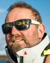 Dr Stephen  Peake
